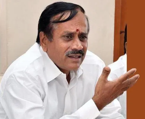  Team B together for direction to bring down DMK! -Rajni, Kamal, Seeman, Owaisi in suspicious controversy!